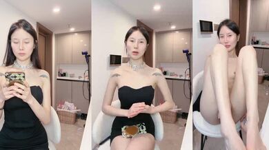 气质尤物性感女神！苗条身材诱人美腿！一个人居家大尺度，掰穴假吊插穴，爽的娇喘呻吟，白丝袜换装诱惑 (1)